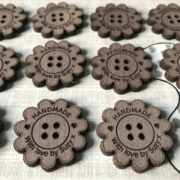 Personalised Walnut Flower Button